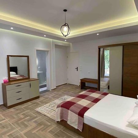 Baytona Apartman Qaryat Shakush Kültér fotó