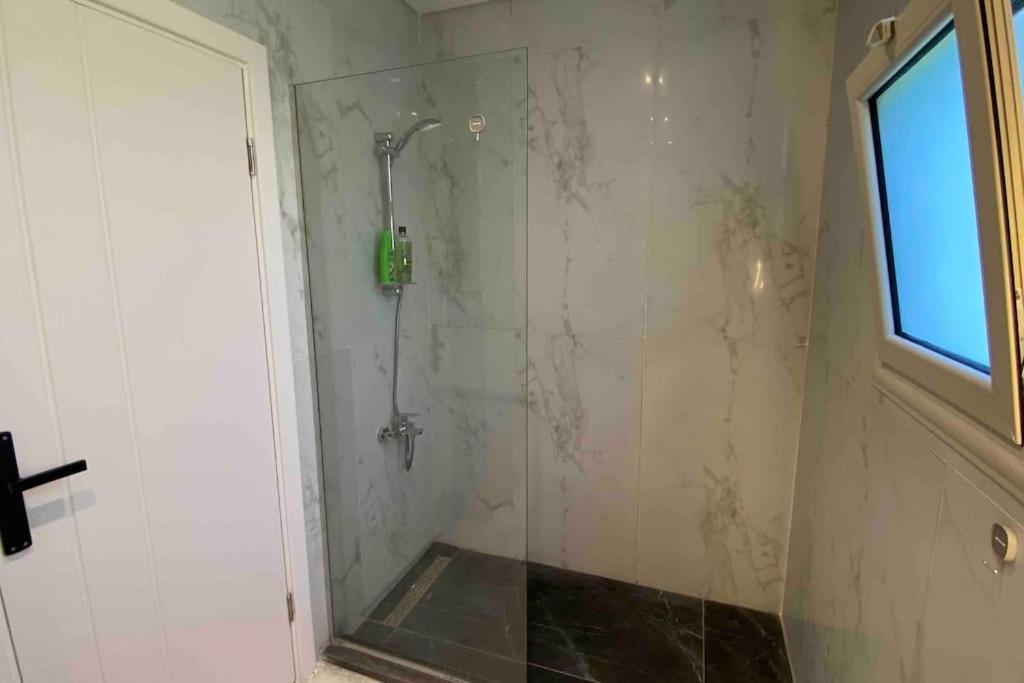 Baytona Apartman Qaryat Shakush Kültér fotó
